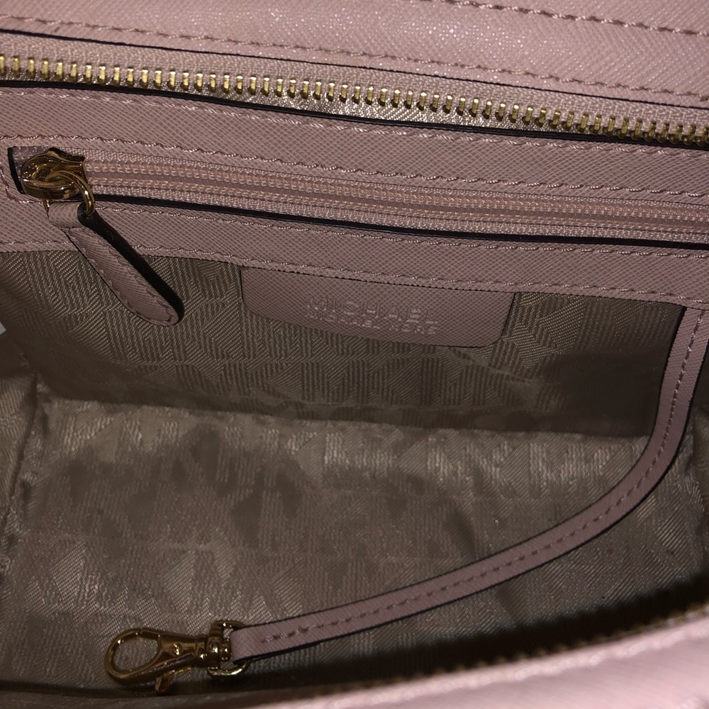 Michael Kors Selma Crossbody Bag - Picture 7 of 8